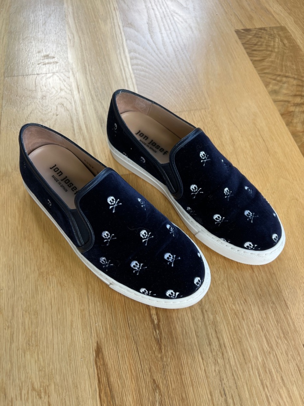 Jon Josef Navy Velvet Skull & Crossbones Embroidered Slip-On Sneakers - Size 37